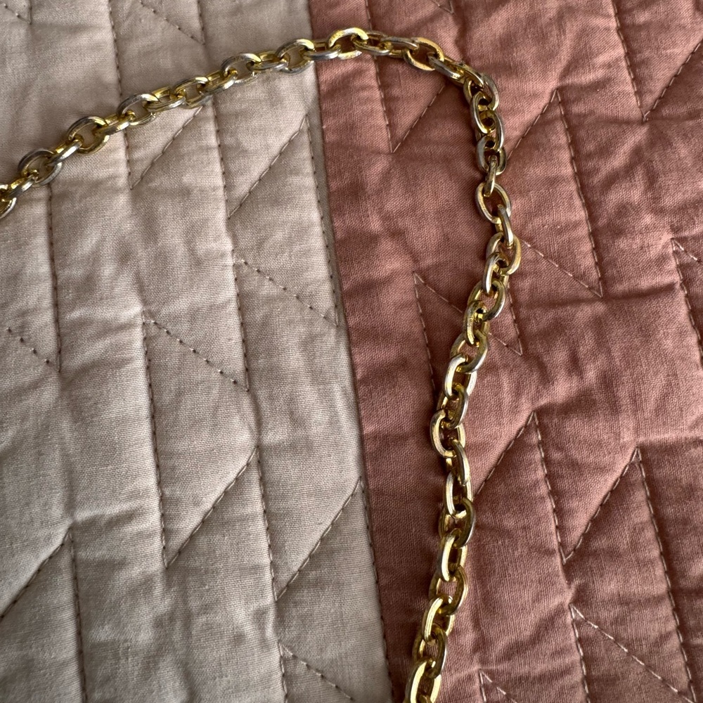 Maroon crossbody - Picture 12 of 12